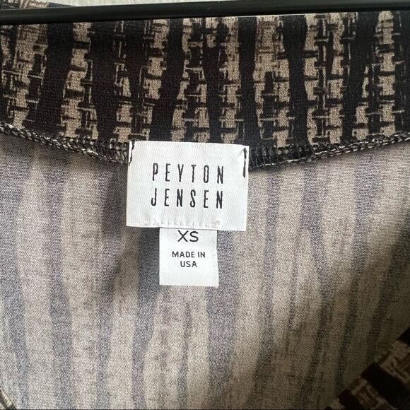 Evereve Peyton Jensen Black and Tan Pattern Dress Boat Neck Elastic Waist XS - Picture 4 of 8